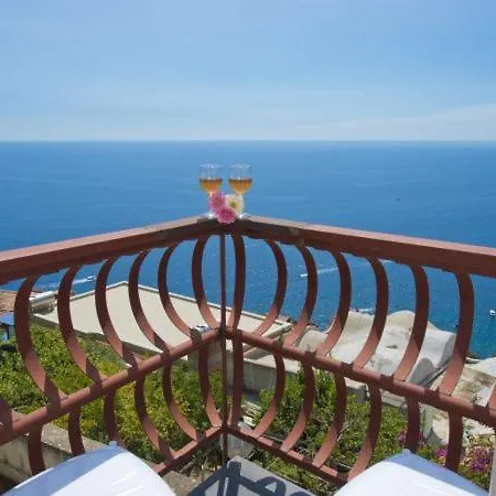 Tovere Sleeps 4 Appartement
